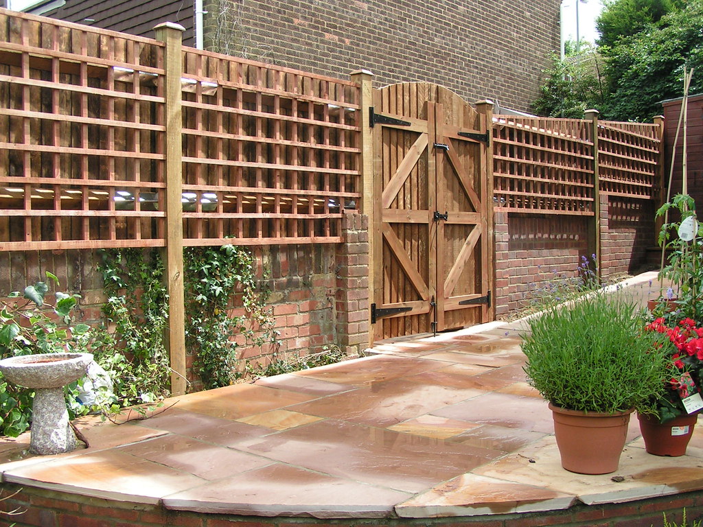 Fence Staining Services